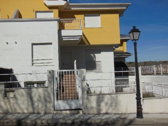 Foto 1 de Casa en venda a Quijorna de 5 habitacions amb terrassa i garatge