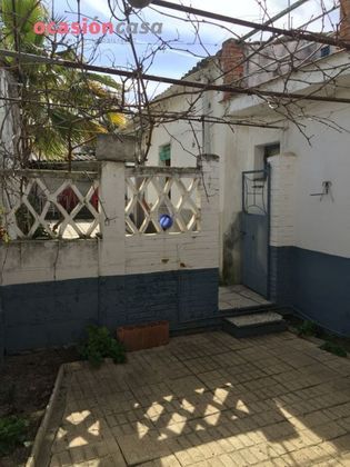 Foto 1 de Casa en venda a Dos Torres de 5 habitacions amb balcó