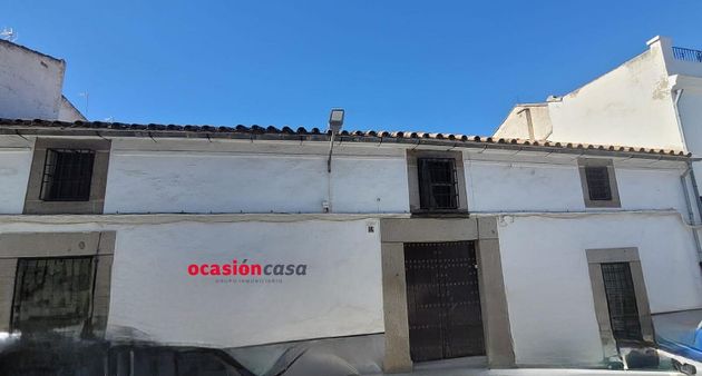 Foto 1 de Venta de chalet en Pozoblanco de 4 habitaciones y 477 m²