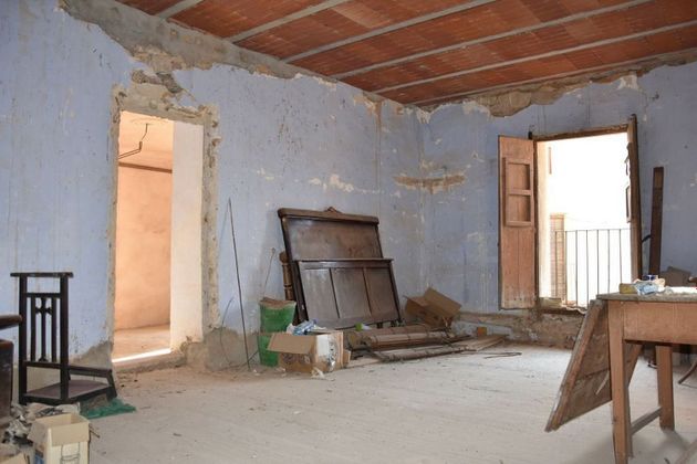 Foto 2 de Casa en venda a Valjunquera de 5 habitacions amb terrassa i garatge