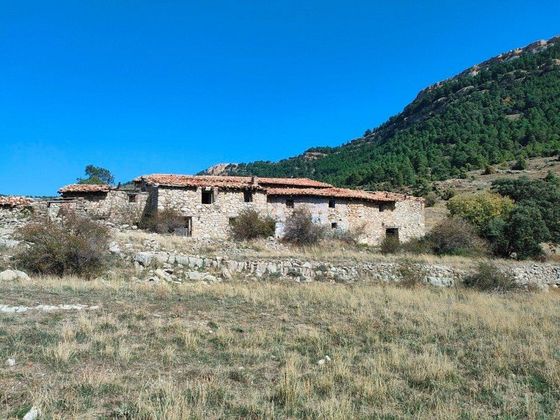 Foto 2 de Casa rural en venda a Peñarroya de Tastavins de 4 habitacions i 515 m²