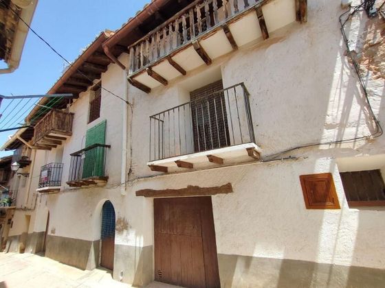 Foto 1 de Casa en venda a Peñarroya de Tastavins de 4 habitacions amb balcó i calefacció