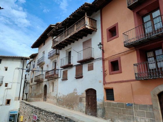 Foto 1 de Xalet en venda a Peñarroya de Tastavins de 5 habitacions amb balcó