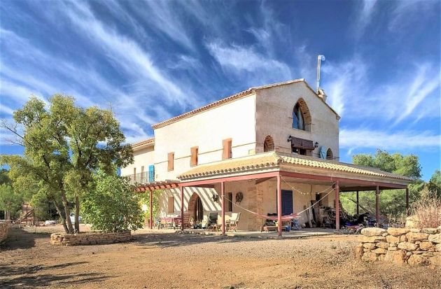 Foto 1 de Casa rural en venda a Cretas de 6 habitacions amb terrassa i piscina