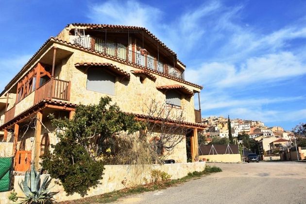 Foto 2 de Pis en venda a Horta de Sant Joan de 4 habitacions amb balcó i calefacció