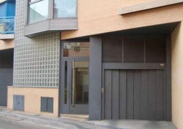 Foto 2 de Venta de dúplex en calle La Coruña de 1 habitación con terraza y garaje
