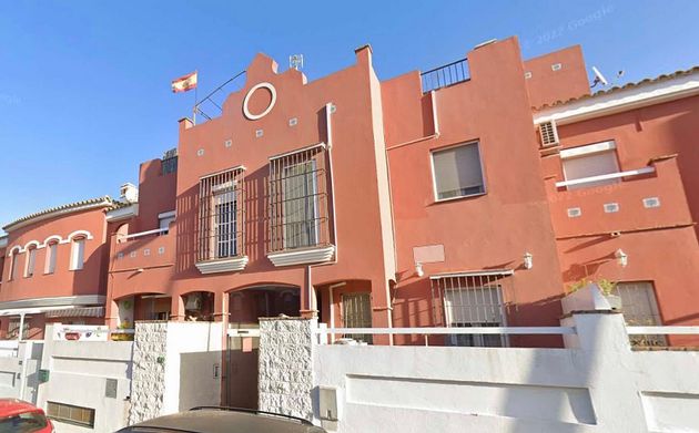 Foto 1 de Casa en venda a calle Francisco de la Vega de 4 habitacions amb piscina i garatge