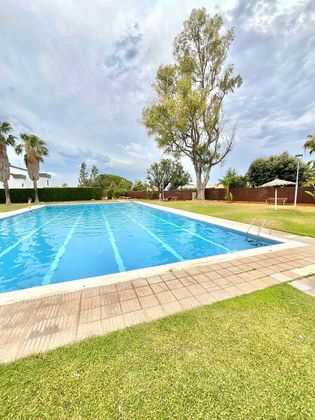 Foto 2 de Casa en venda a calle Can Sagrera de 5 habitacions amb terrassa i piscina