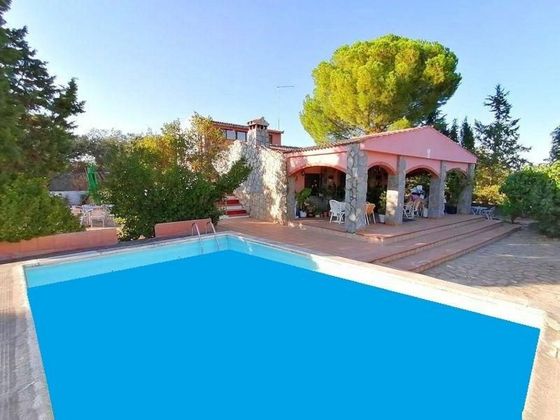 Foto 1 de Chalet en venta en Pedanías de Cáceres de 4 habitaciones con terraza y piscina
