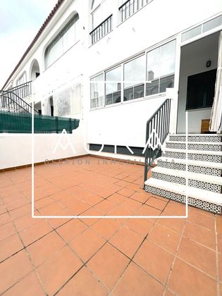 Foto 2 de Venta de piso en Cartaya de 2 habitaciones con terraza y piscina