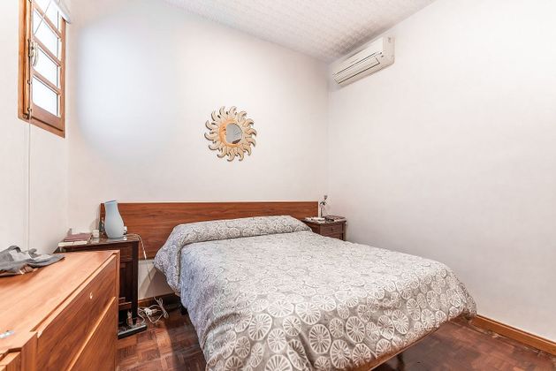 Foto 2 de Pis en venda a Embajadores - Lavapiés de 5 habitacions amb balcó i aire acondicionat