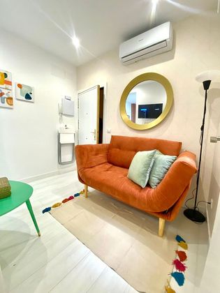 Foto 2 de Piso en venta en Universidad - Malasaña de 1 habitación con aire acondicionado y calefacción