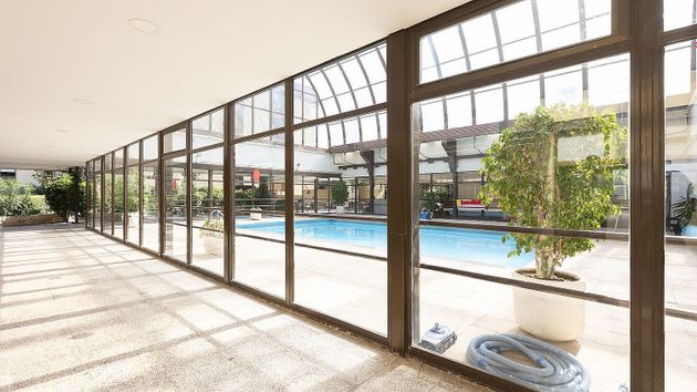 Foto 1 de Piso en venta en El Burgo de 4 habitaciones con terraza y piscina