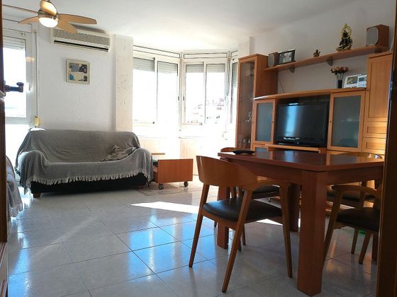 Foto 2 de Pis en venda a ronda De Collsalarca de 3 habitacions amb terrassa i aire acondicionat