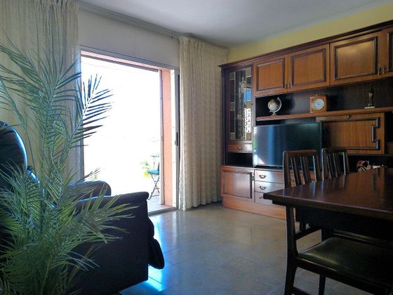 Foto 2 de Pis en venda a carretera De Prats de Lluçanès de 4 habitacions amb terrassa i balcó