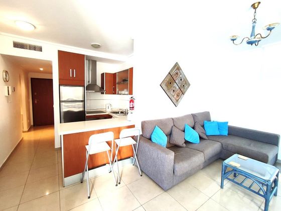 Foto 2 de Venta de piso en calle Gran Via Km de 2 habitaciones con terraza y piscina