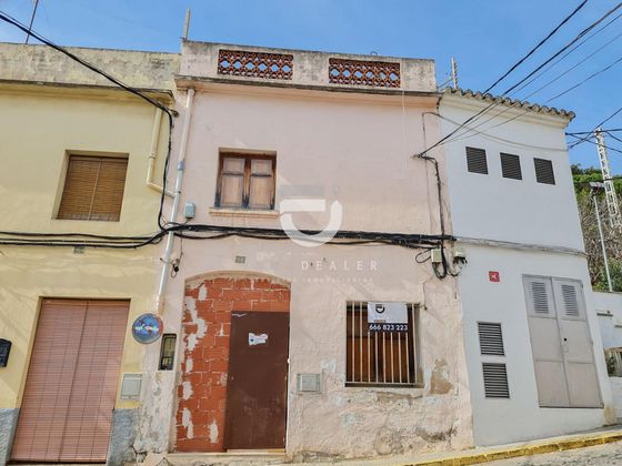 Foto 1 de Casa en venta en Oliva pueblo de 4 habitaciones y 129 m²