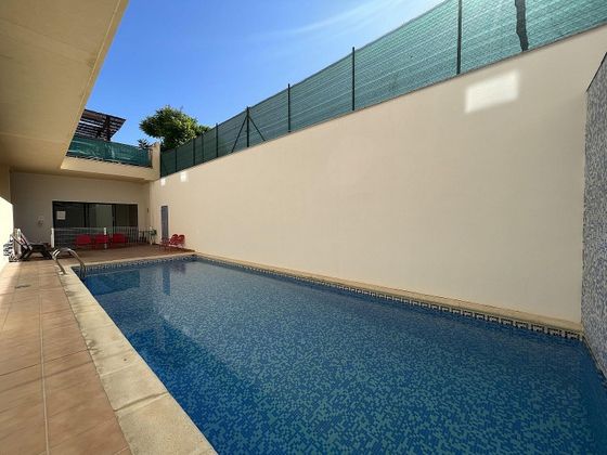 Foto 1 de Pis en venda a Miramar de 3 habitacions amb piscina i balcó
