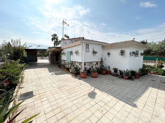 Foto 2 de Xalet en venda a Riba-roja de Túria de 2 habitacions amb terrassa i piscina