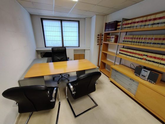 Foto 1 de Oficina en venda a Centro - Logroño amb garatge i aire acondicionat