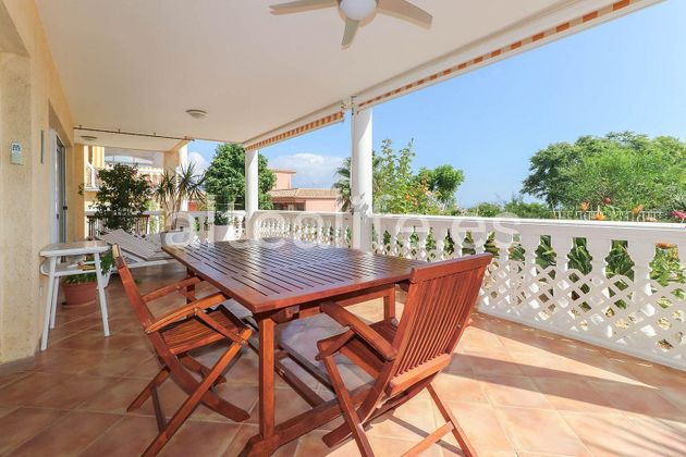 Foto 2 de Piso en venta en Nucia (la) de 3 habitaciones con terraza y piscina