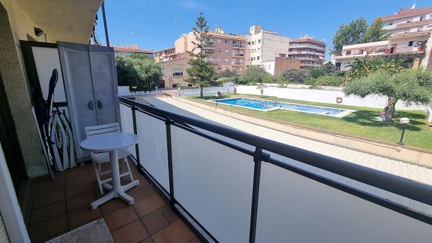Foto 1 de Piso en alquiler en Centre - Torredembarra de 1 habitación con terraza y piscina