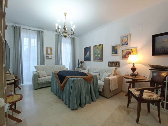 Foto 2 de Alquiler de piso en Mentidero - Teatro Falla - Alameda de 3 habitaciones con terraza y muebles