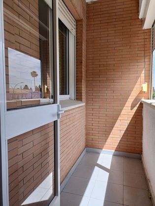 Foto 1 de Piso en venta en San Jerónimo - La Bachillera de 4 habitaciones con terraza y garaje