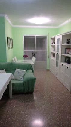 Foto 2 de Pis en venda a carretera Vieja de la Puebla de 4 habitacions amb terrassa i aire acondicionat