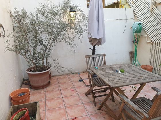 Foto 2 de Dúplex en venda a calle De la Independència de 1 habitació amb terrassa i aire acondicionat