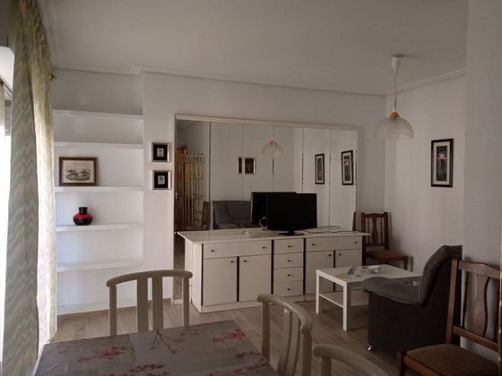 Foto 1 de Pis en venda a calle Antonio Reyes Huertas de 3 habitacions amb terrassa i aire acondicionat