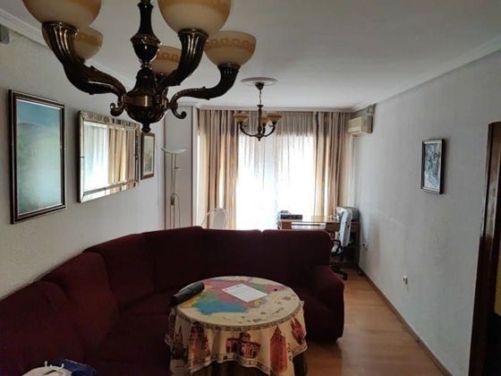 Foto 1 de Pis en venda a avenida De Alemania de 4 habitacions amb garatge i aire acondicionat