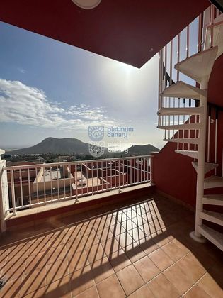 Foto 2 de Ático en venta en Chayofa - Las Camellas de 1 habitación con terraza y piscina