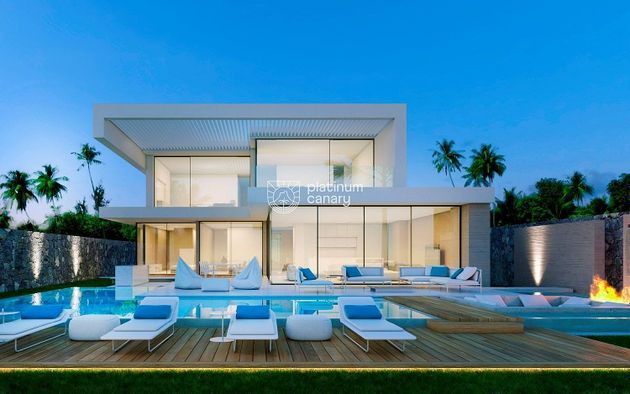 Foto 2 de Casa en venda a Playa de San Juan de 4 habitacions amb terrassa i piscina