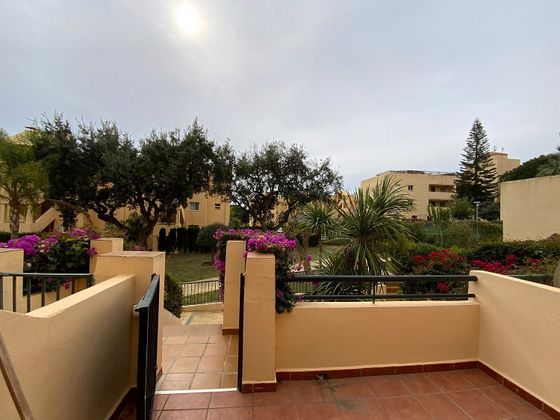 Foto 2 de Dúplex en venda a Calahonda de 2 habitacions amb terrassa i piscina