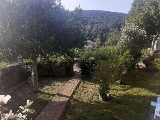 Foto 2 de Casa en venda a Ruesga de 3 habitacions amb terrassa i jardí