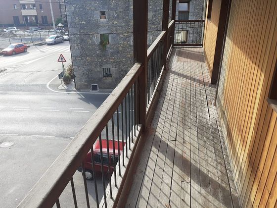Foto 2 de Piso en venta en Ramales de la Victoria de 3 habitaciones con balcón