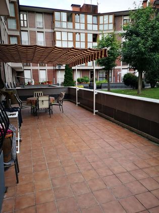 Foto 1 de Piso en venta en Voto de 2 habitaciones con terraza y piscina