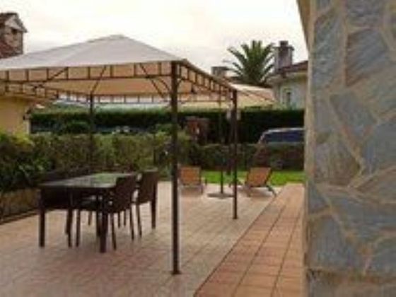 Foto 1 de Xalet en venda a Meruelo de 3 habitacions amb terrassa i piscina