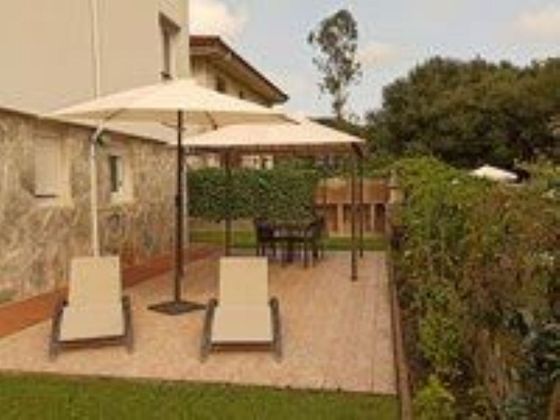 Foto 2 de Xalet en venda a Meruelo de 3 habitacions amb terrassa i piscina