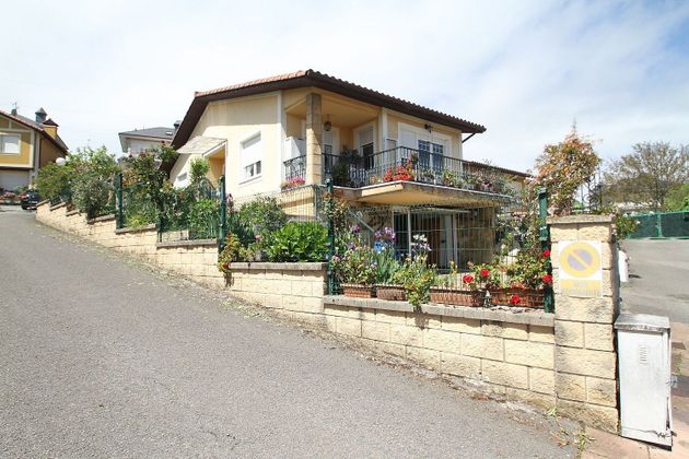Foto 2 de Chalet en venta en Bárcena de Cicero de 3 habitaciones con terraza y garaje
