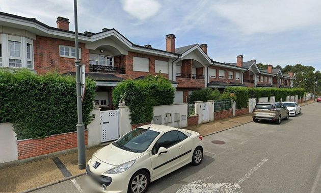 Foto 1 de Venta de casa en Corvera de Asturias de 3 habitaciones con terraza y garaje