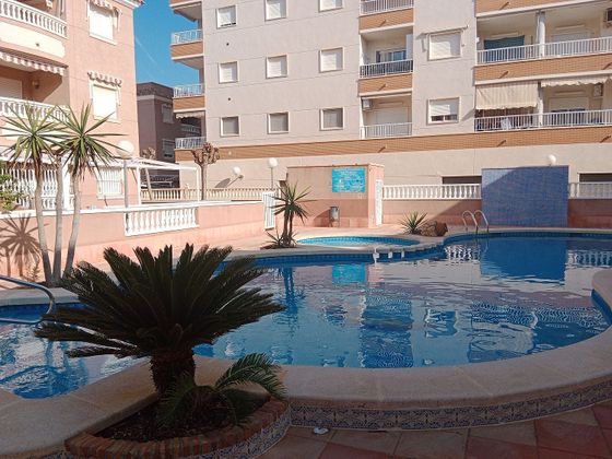 Foto 2 de Pis en venda a Playa Tamarit - Playa Lisa - Gran Playa de 1 habitació amb terrassa i piscina
