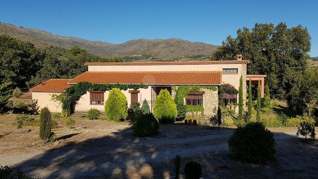 Foto 1 de Xalet en venda a Valverde del Fresno de 3 habitacions amb terrassa i jardí