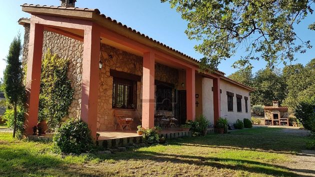 Foto 2 de Xalet en venda a Valverde del Fresno de 3 habitacions amb terrassa i jardí