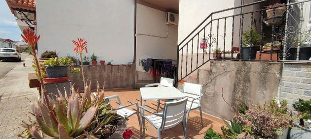 Foto 2 de Venta de casa adosada en Carcaboso de 3 habitaciones con terraza y aire acondicionado
