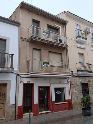 Foto 1 de Edifici en venda a Casar de Cáceres de 430 m²