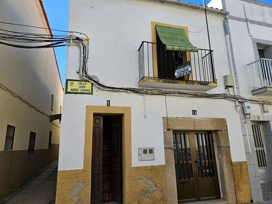 Foto 2 de Venta de piso en calle Juan Muñoz Chaves de 3 habitaciones con terraza y balcón