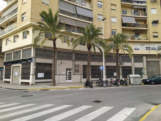 Foto 1 de Local en lloguer a El Pla de Sant Josep - L'Asil de 1948 m²