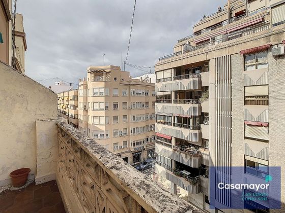 Foto 2 de Venta de piso en calle Pintor Cabrera de 4 habitaciones con terraza y garaje